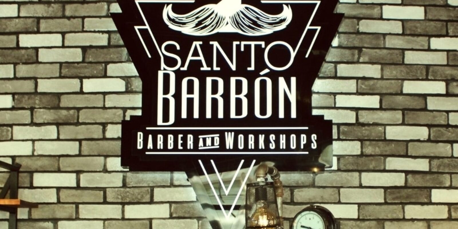 logo-recepcion-barberia-santo-barbon
